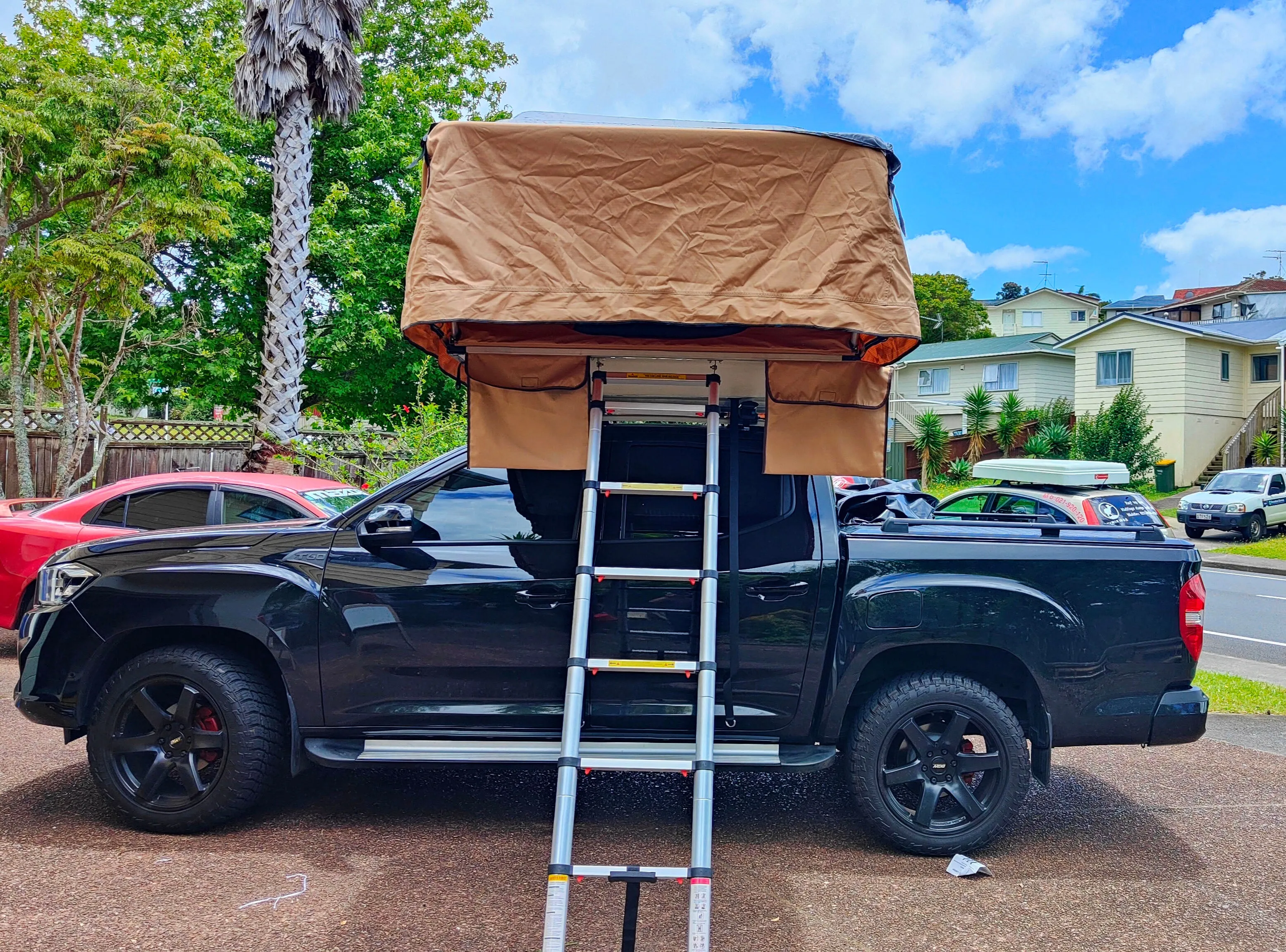 (BLACK FRIDAY)KIWIKINGS(TENT ANNEX) CLASSIC ROOF TOP TENT SOFT TOP ROOF TENT