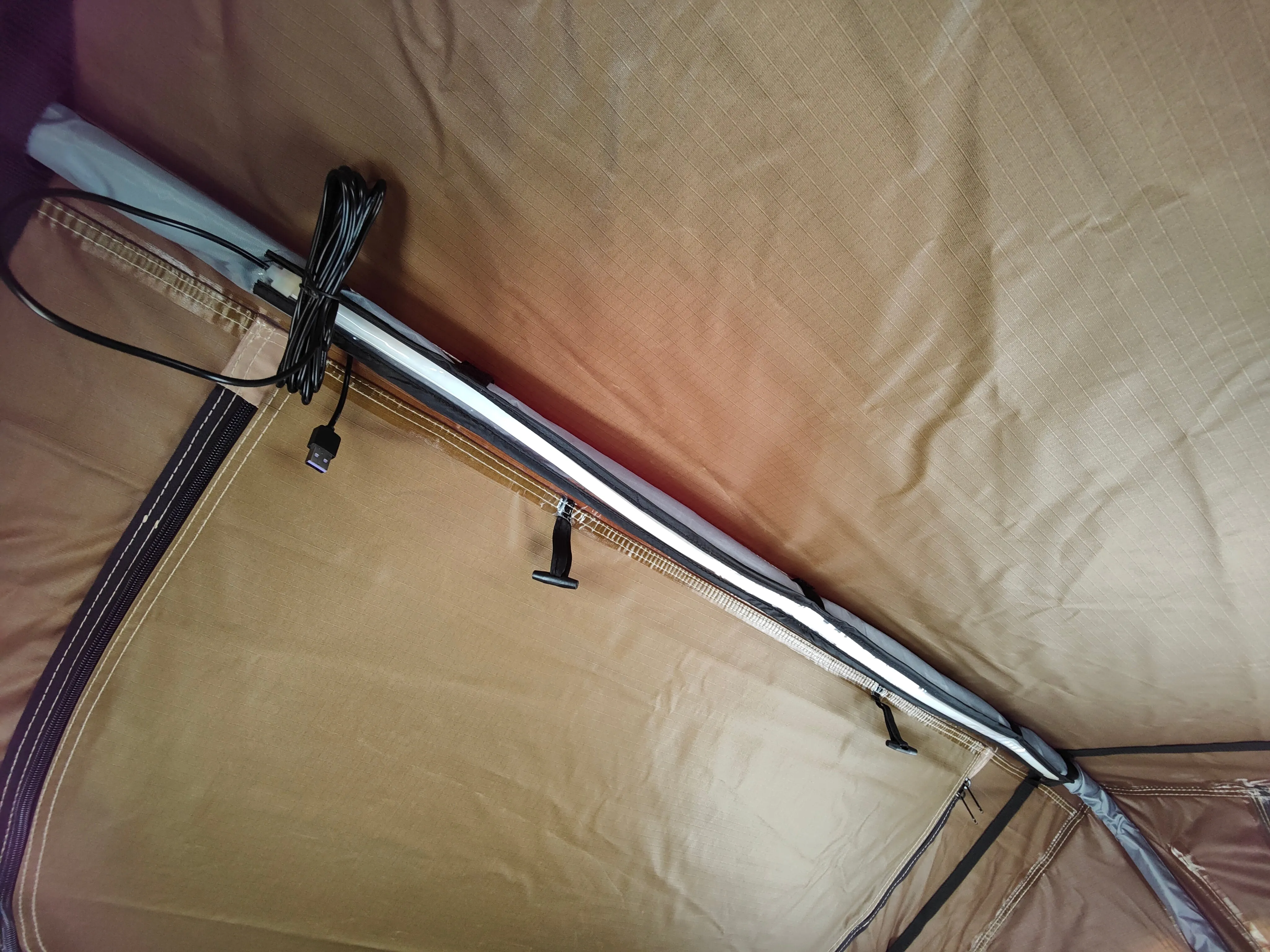 (BLACK FRIDAY)KIWIKINGS(TENT ANNEX) CLASSIC ROOF TOP TENT SOFT TOP ROOF TENT