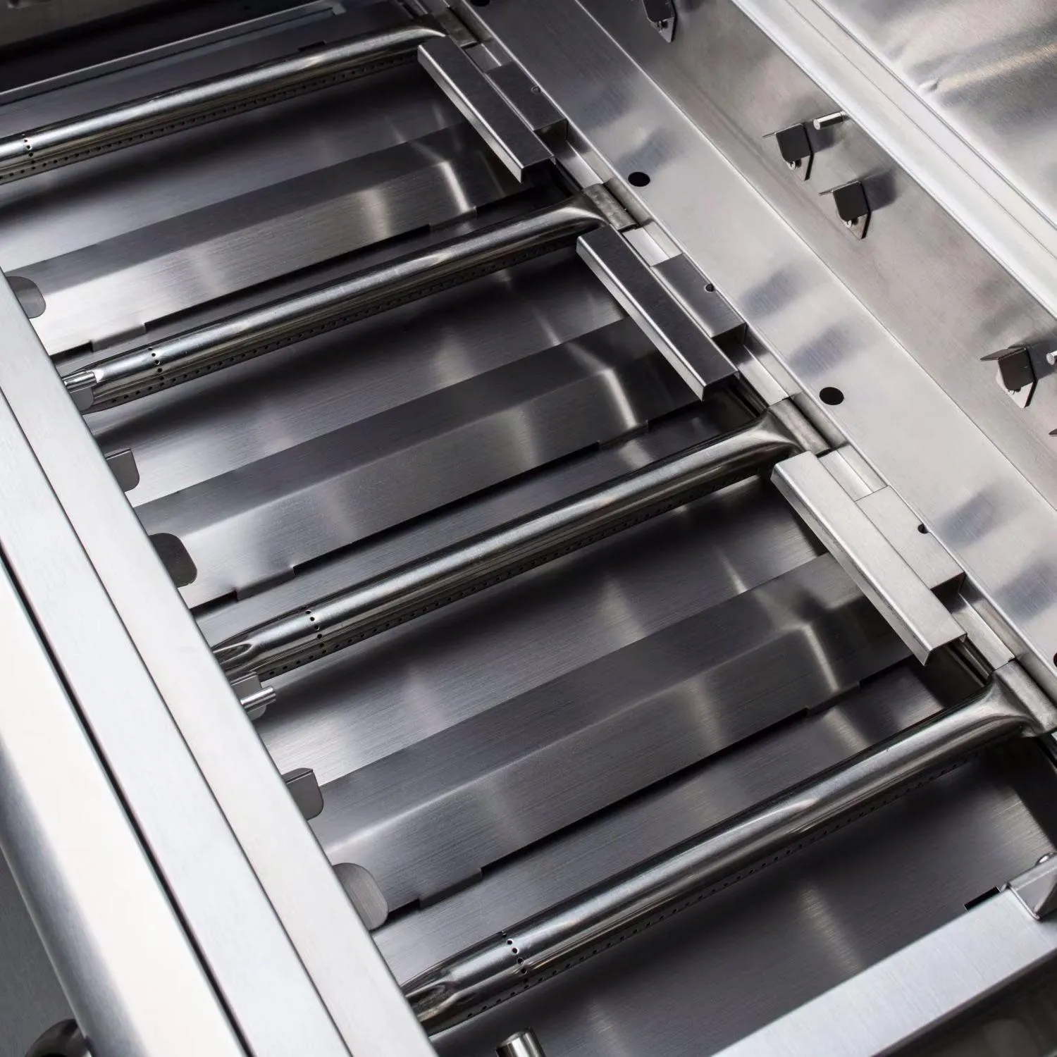 Blaze Prelude LBM 32" 4 Burner Built-In Grill