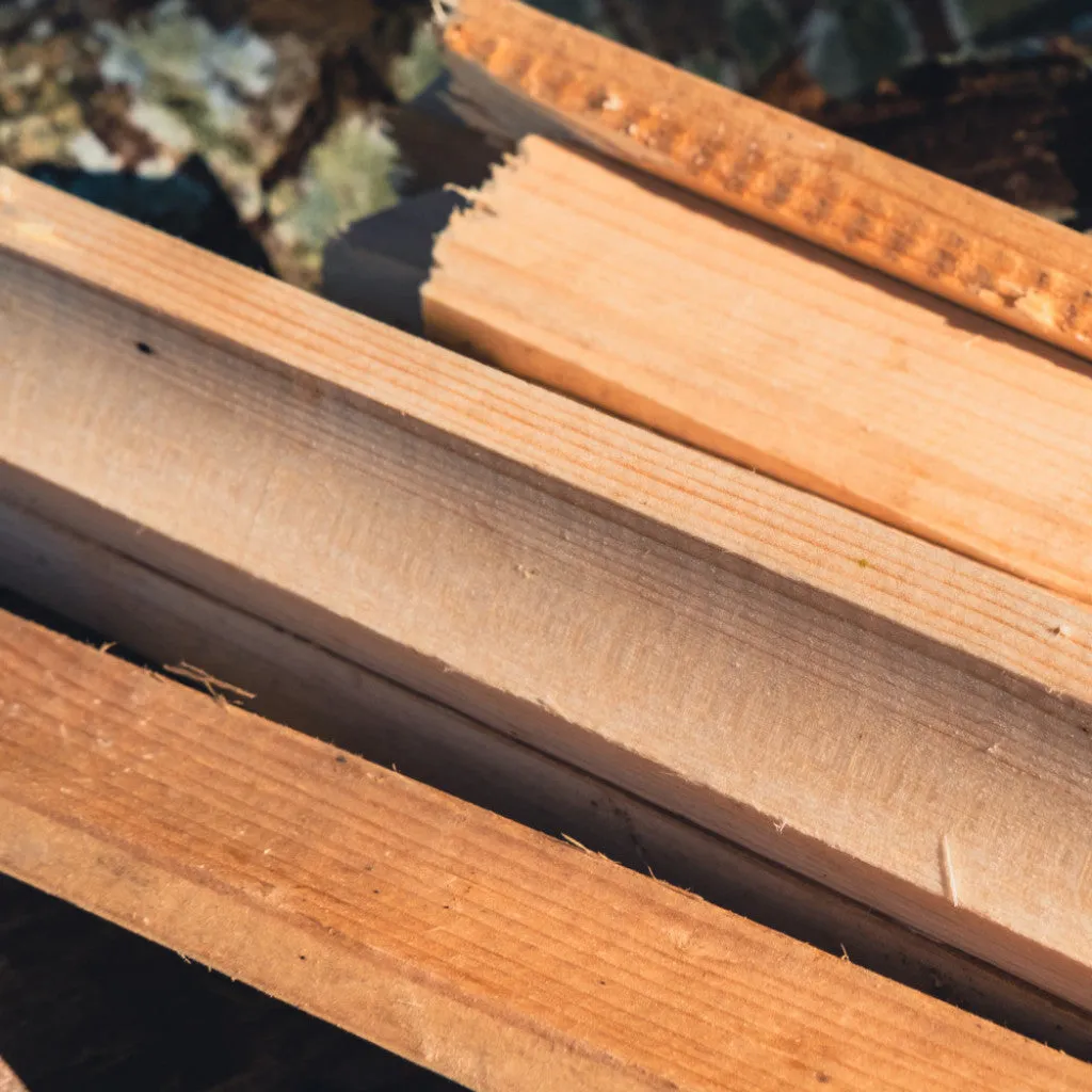 Firewood - Hardwood (40L) - 30 Bags   FREE Kindling