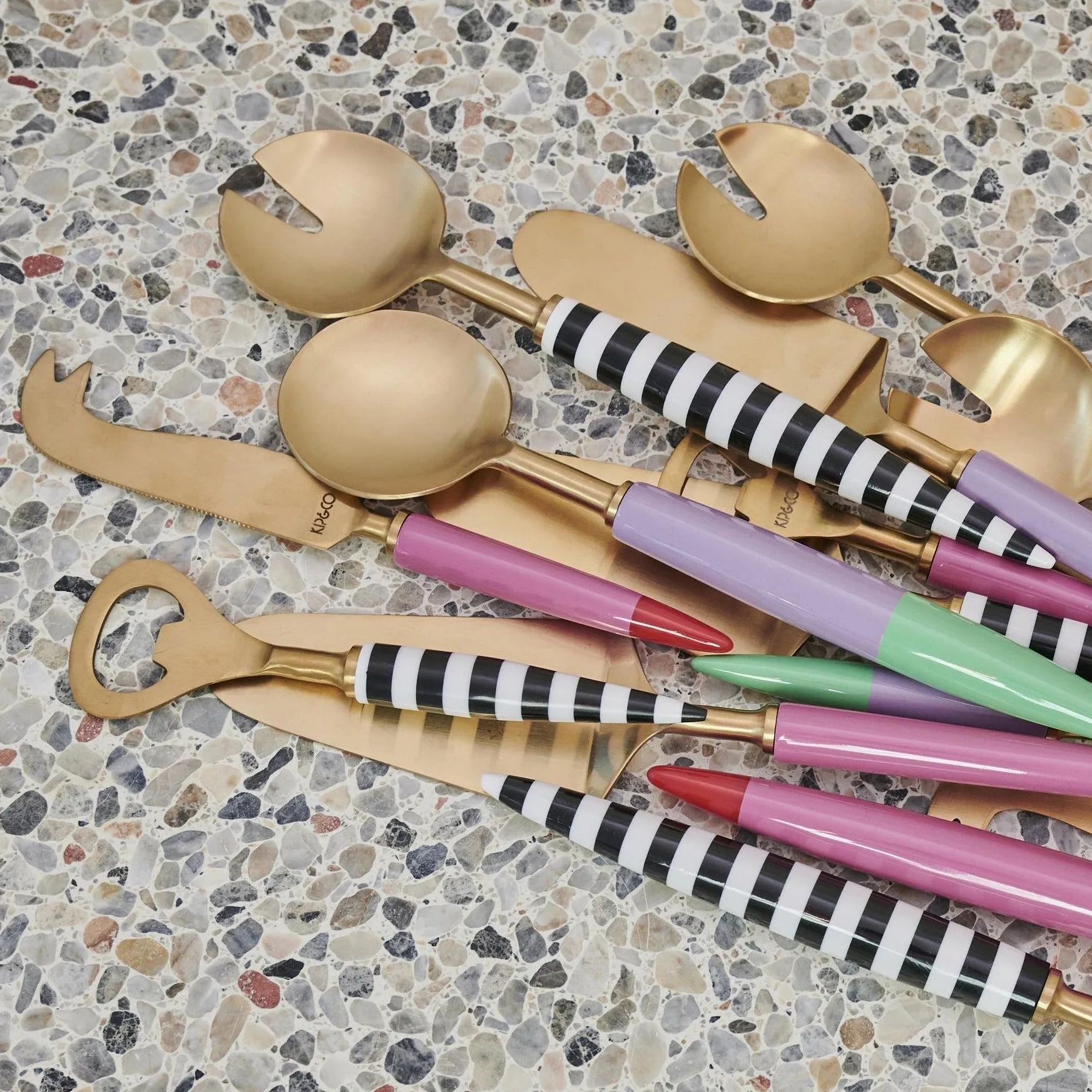 Hot Lips Brasserie Salad Servers One Size