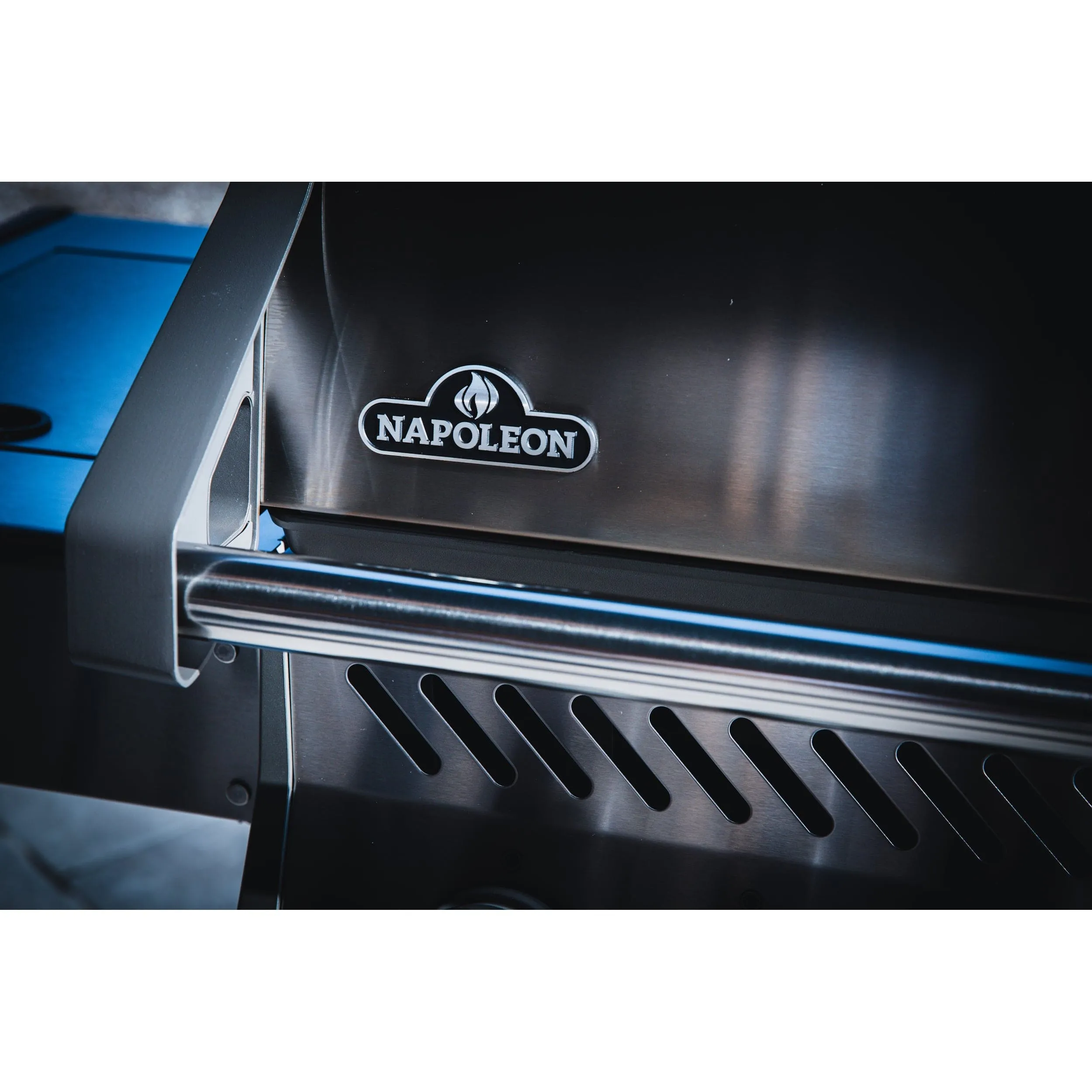 Napoleon | Rogue XT 425 SIB With Infrared Side Burner