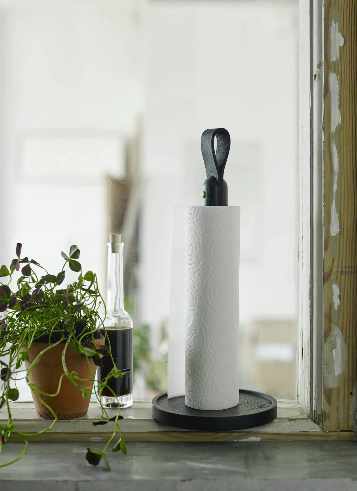 Norr Paper Towel Holder
