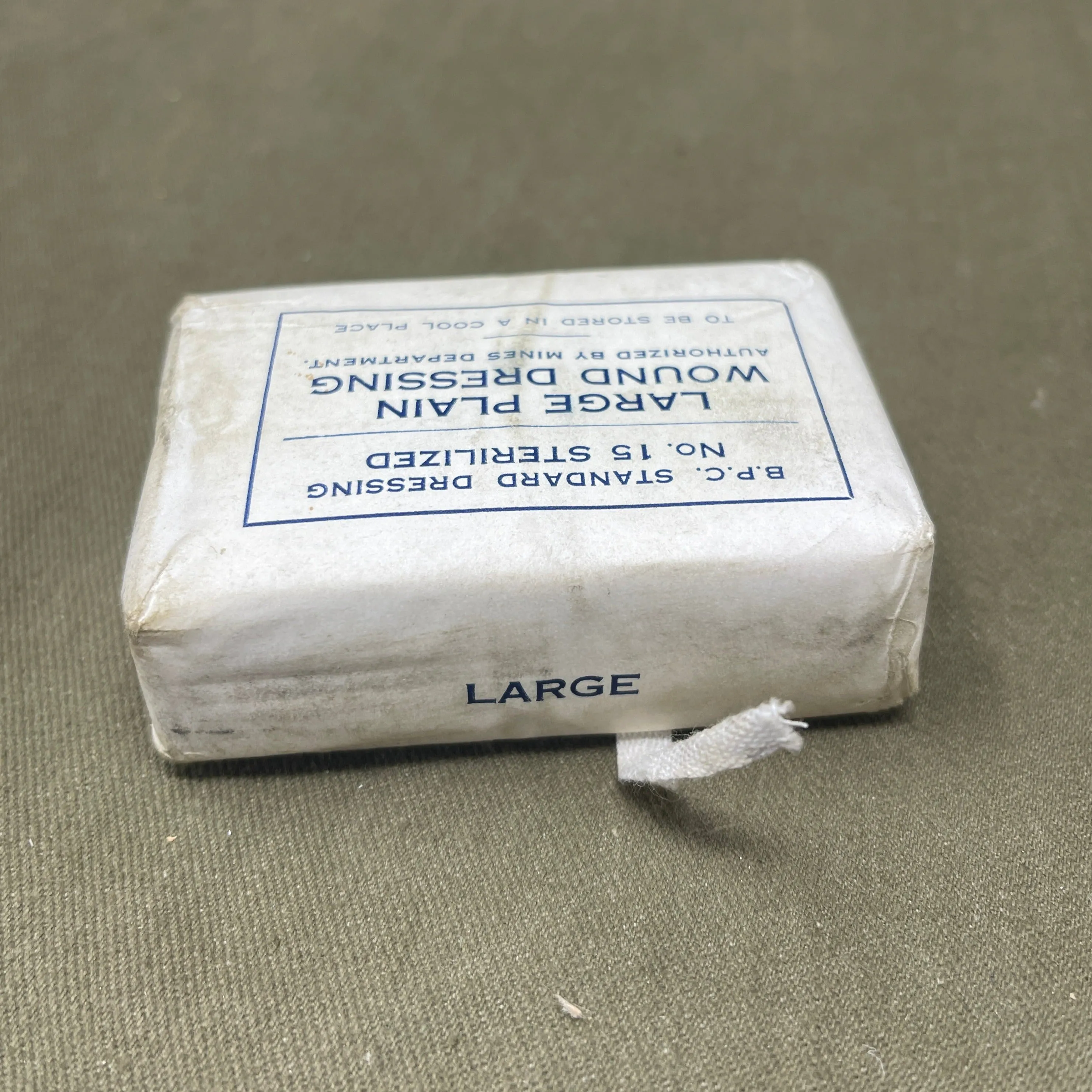WW2 B.P.C No 15 Large Plain Wound Dressing